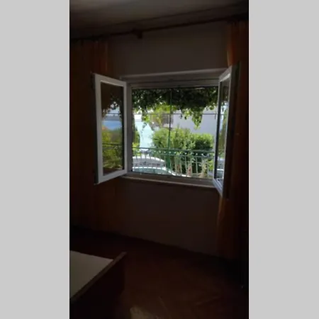 Mlada & Private Parking Διαμέρισμα