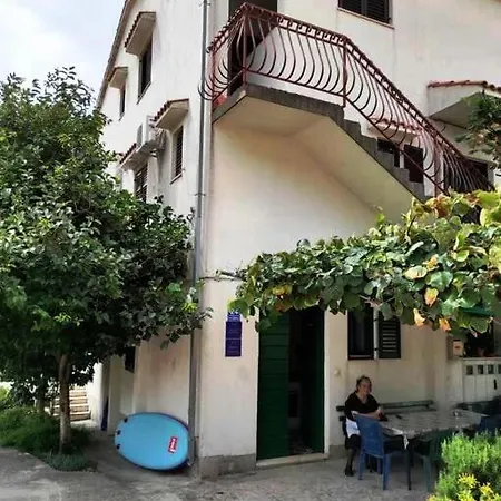 Mlada & Private Parking Διαμέρισμα *