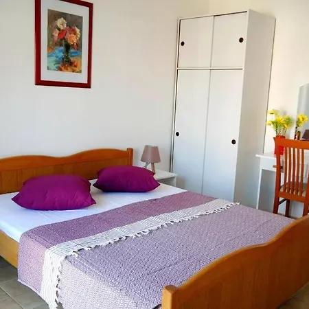 Apartment Mlada & Private Parking