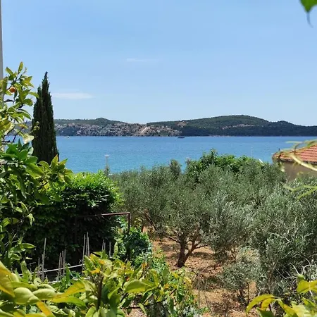 Apartment Mlada & Private Parking